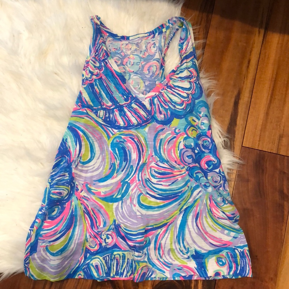 Lilly tank